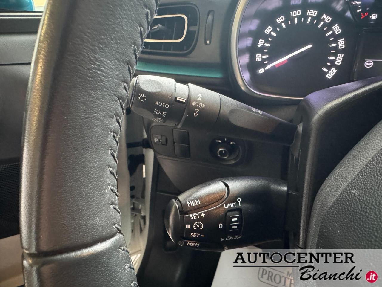 Citroen C3 1.2 puretech Shine s&s 83cv neopatentati