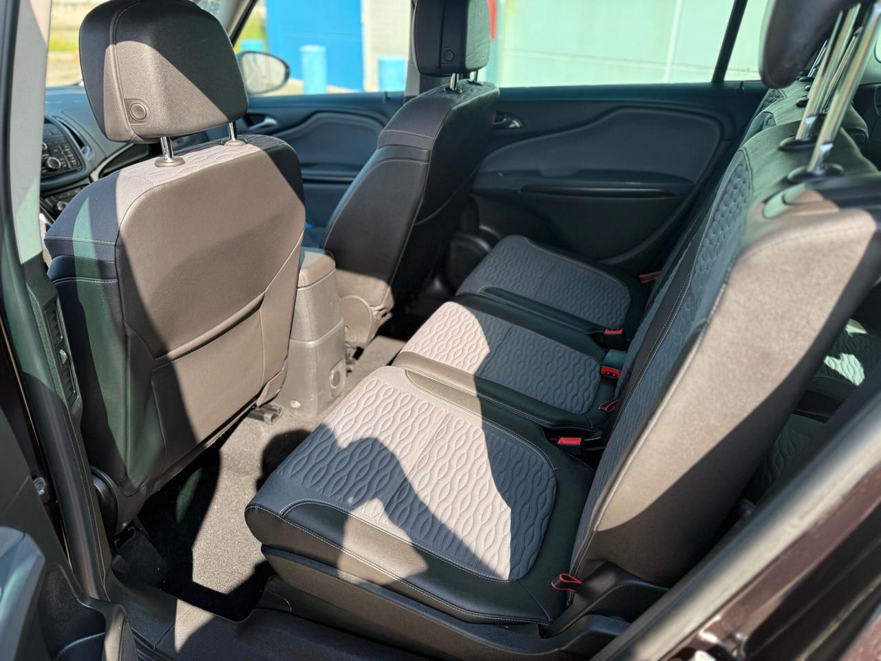 OPEL ZAFIRA 1.6 TURBO METANO 2014 12 MESI DI GARANZIA