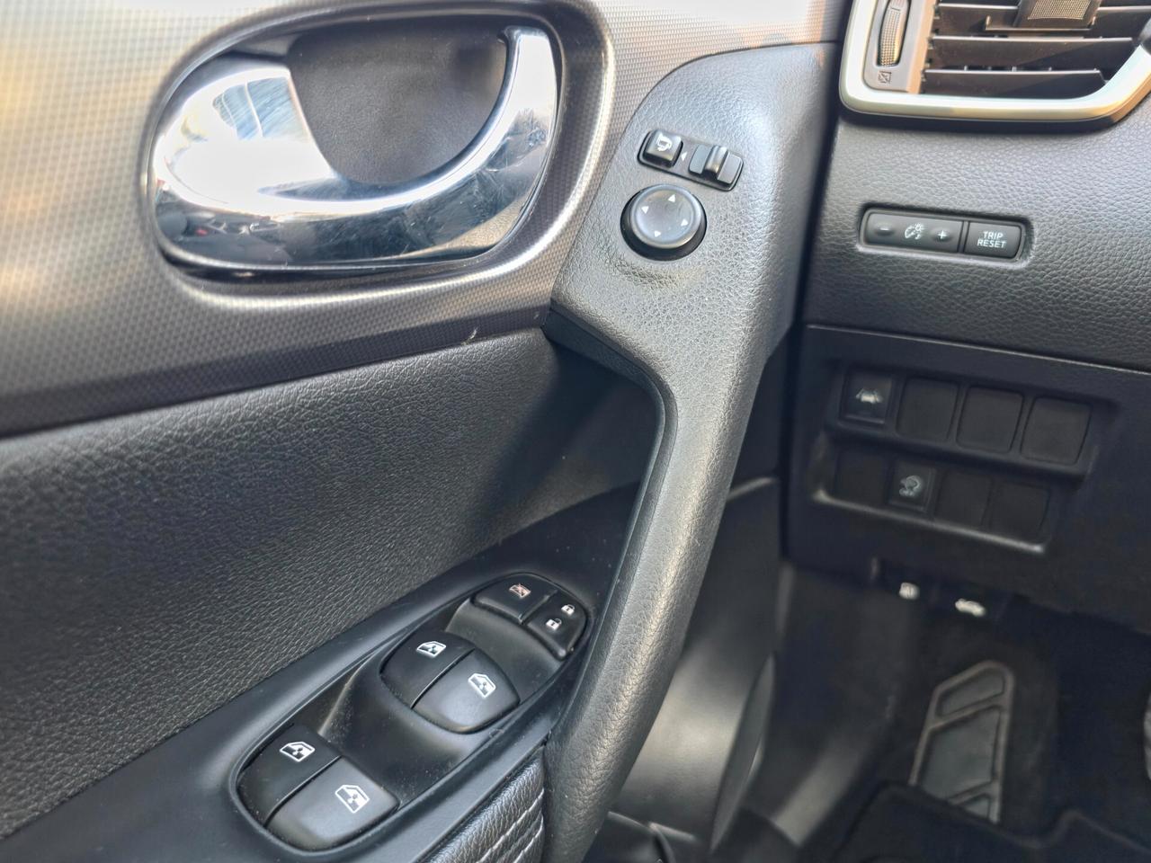 Nissan Qashqai 1.5 dCi N-Connecta CV-116 E6 Manuale NEO 2019