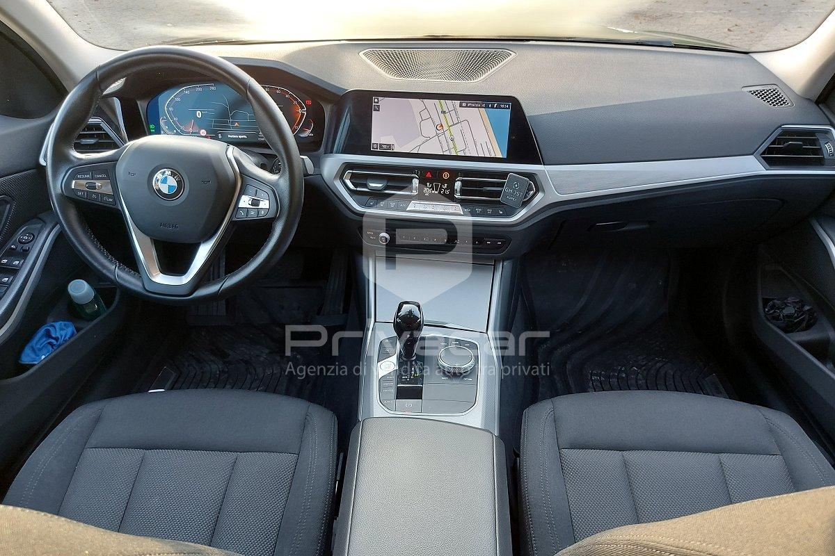 BMW 320d 48V xDrive Touring Business Advantage