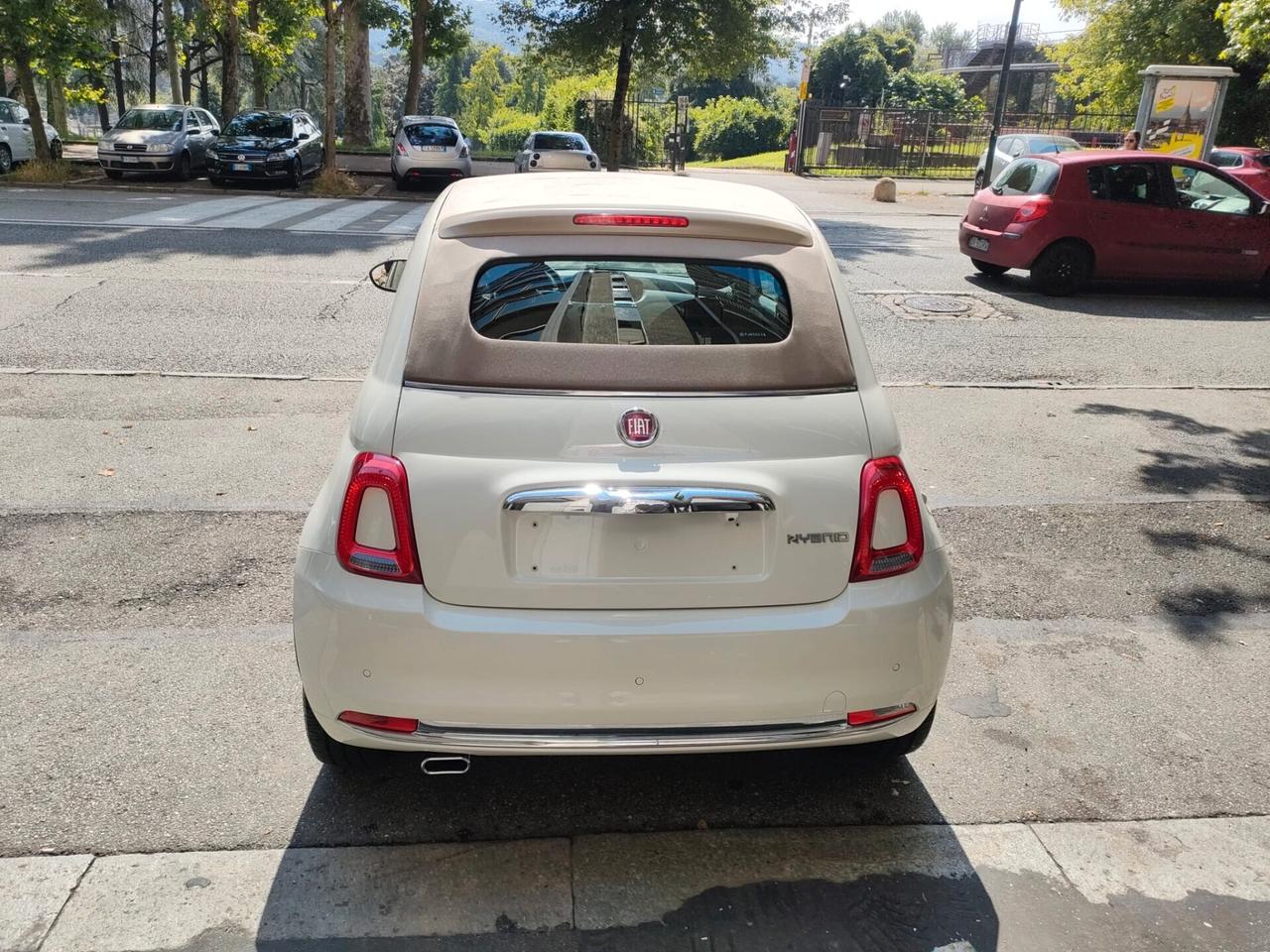 Fiat 500 C 1.0 Hybrid Dolcevita