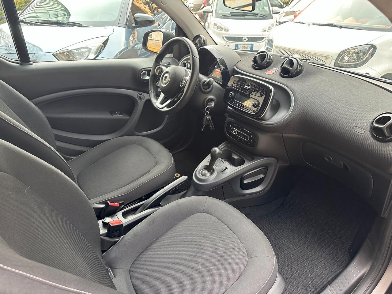 Smart ForTwo 70 1.0 twinamic Superpassion 11/19 km.33192