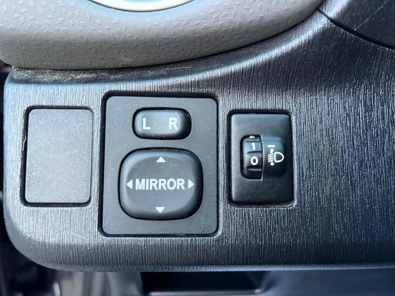 Toyota Yaris 1.0 5 porte Lounge