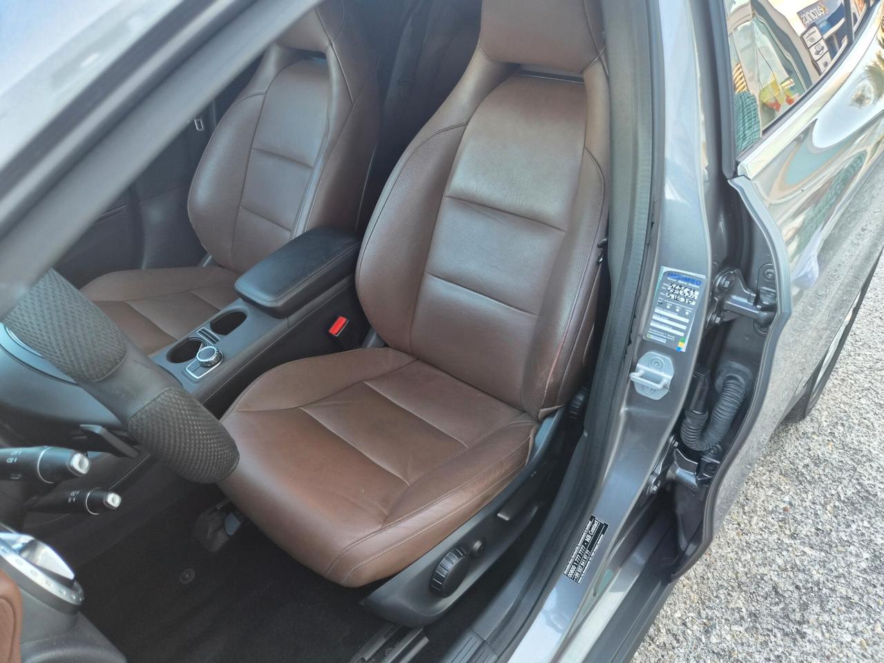 Mercedes-benz GLA 220 CDI Automatic Premium