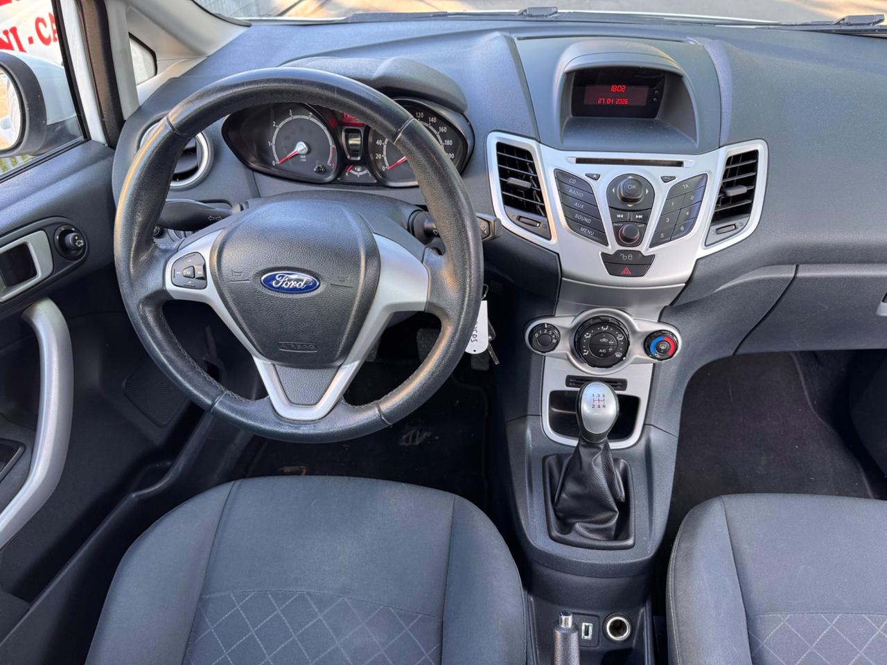 Ford Fiesta 1.2 60CV 5p. Neopaten garanzia 12 mesi