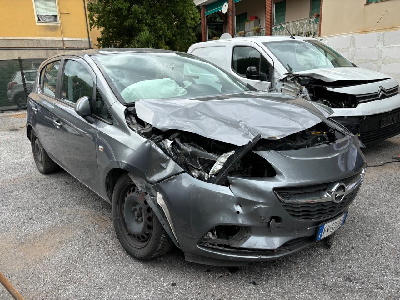 OPEL CORSA 1,3 CDTI INCIDENTATA