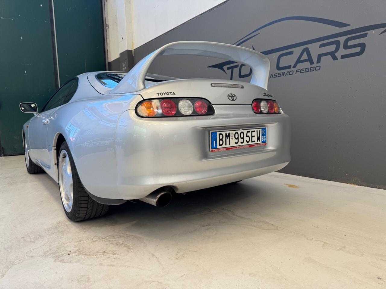 Toyota Supra 3.0i Twin-turbo ITALIANA guida a SX MANUALE