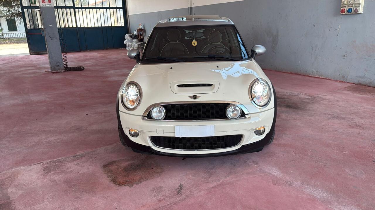 Mini Cooper Clubman 1.6 16V