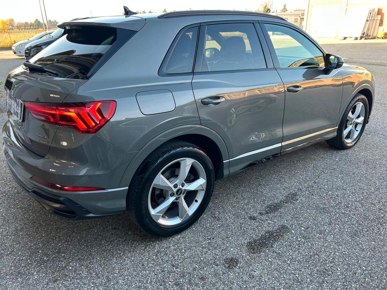 Audi Q3 40 TDI quattro S tronic line edition PELLE TOTALE