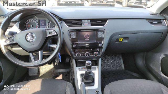 SKODA Octavia Wagon 2.0 tdi Executive 150cv - GA041KJ