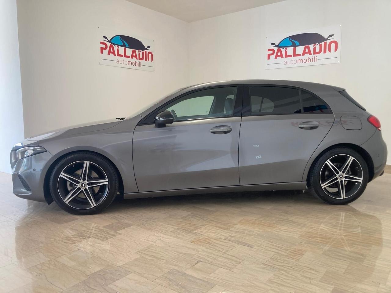 MERCEDES-BENZ A 200 SPORT NIGHT EDITION AUTOMATICA