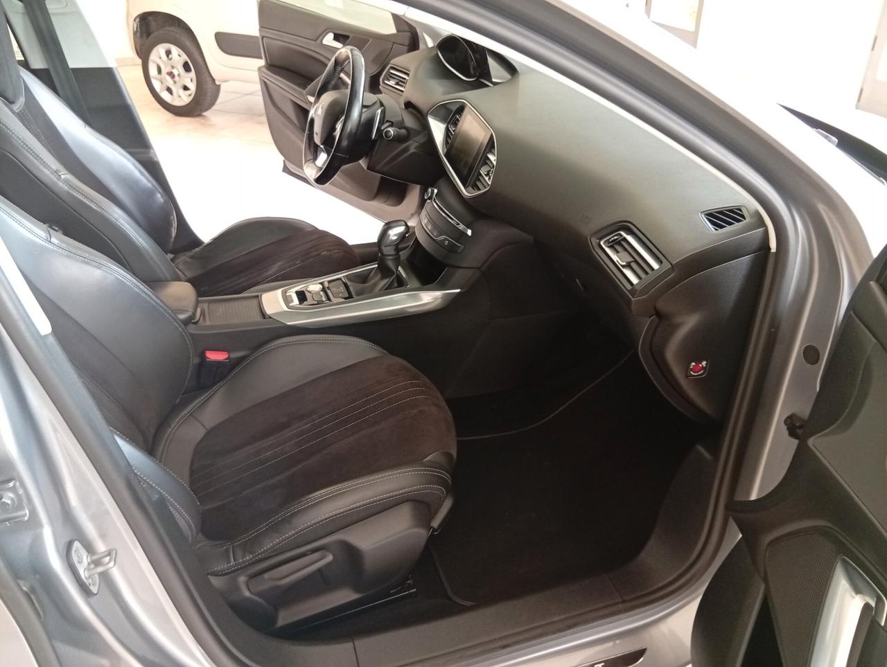Peugeot 308 BlueHDi 120 S&S EAT6 Allure Tetto panotramico-Cruise