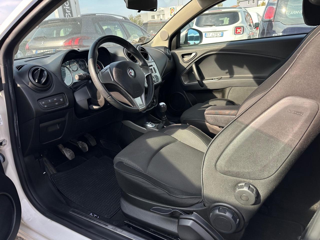 Alfa Romeo MiTo 1.4 105 CV M.air S&S Distinctive Sport Pack