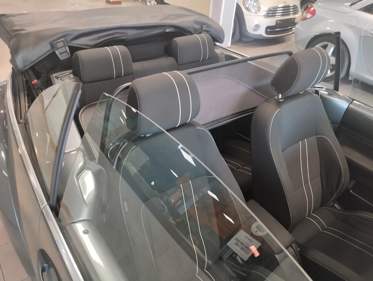 Volkswagen New Beetle 1.6 Cabrio adatta a neopatentati