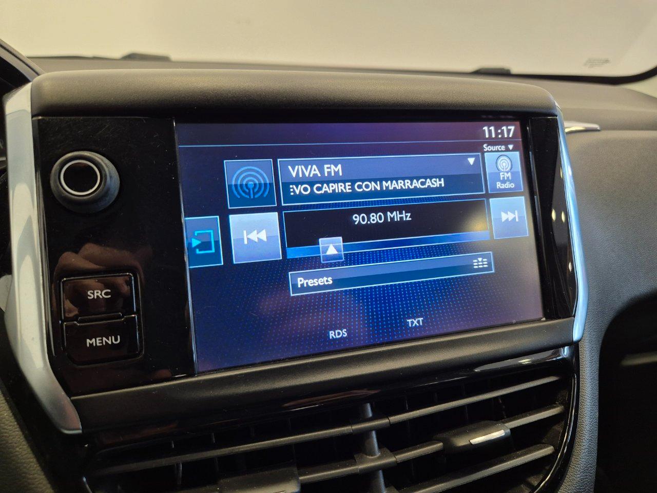 Peugeot 208 1.2 puretech Active gpl 5P - NEOPATENTATI - Sens. Park. - Bluetooth