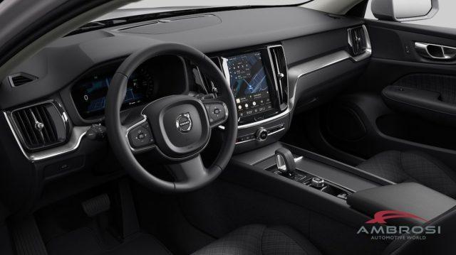 VOLVO V60 B4 Mild hybrid Benzina Core