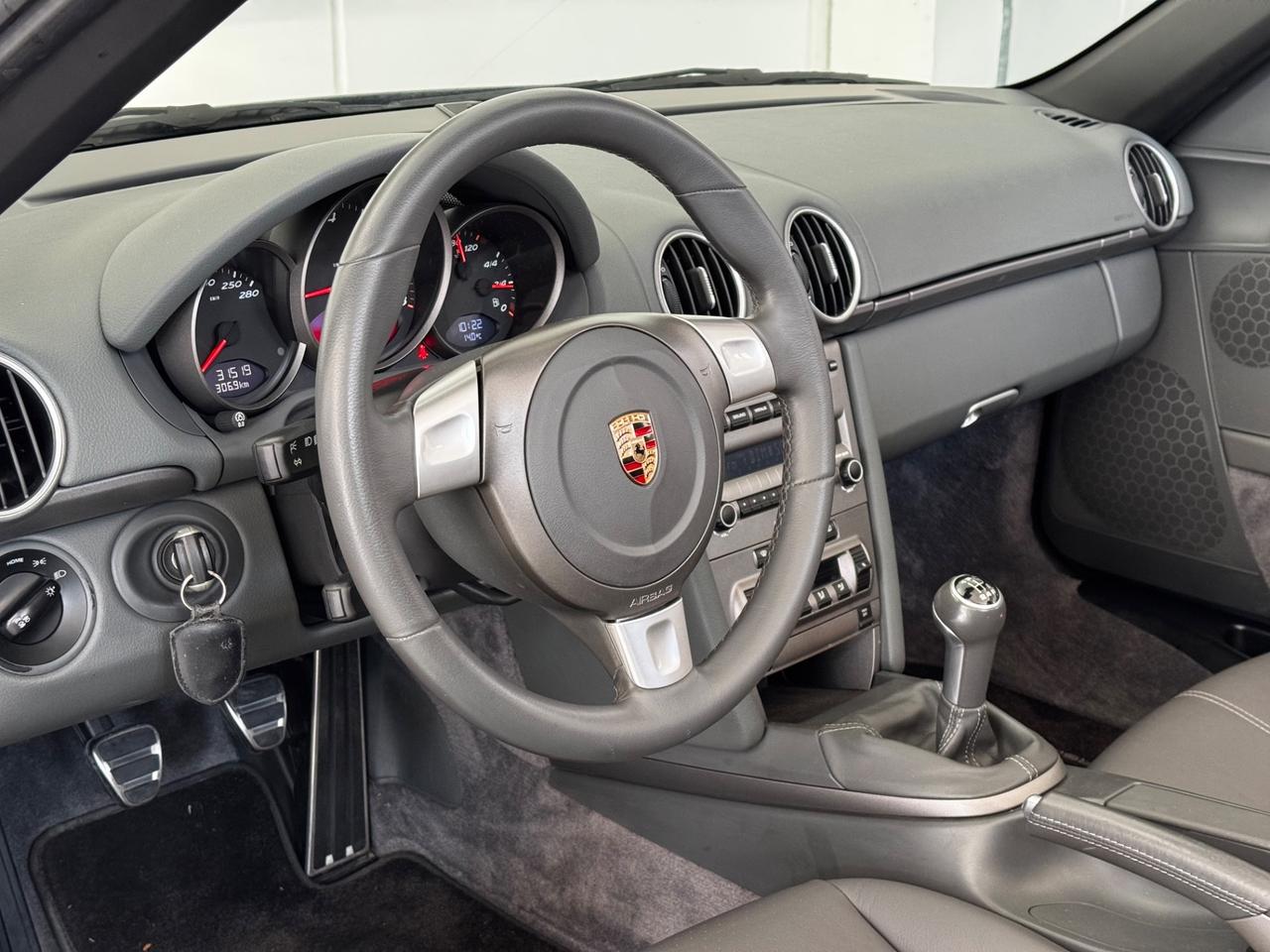 Porsche Boxster 2.7 24V solo 31519 km