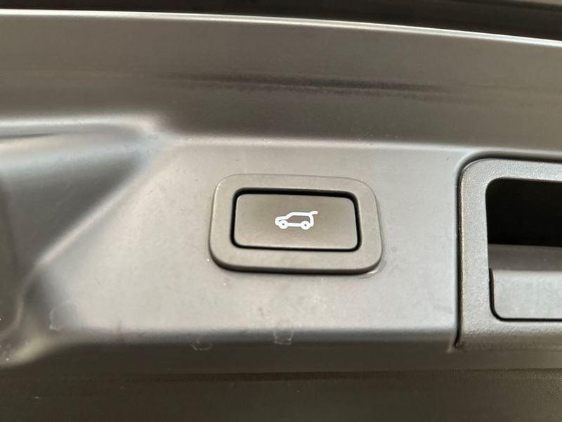 Land Rover Range Rover Velar 2.0 i4 phev R-Dynamic SE 4wd auto