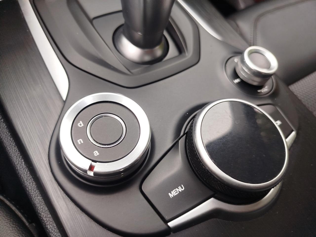 Alfa Romeo Stelvio 2.2 Turbodiesel 210 CV AT8 Q4 Super