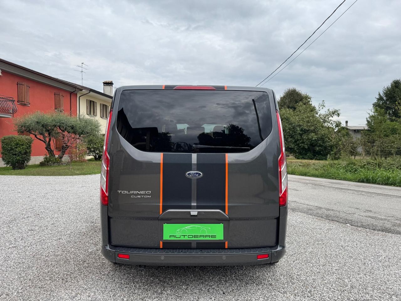 Ford Tourneo Custom 320 2.0 EcoBlue 170CV aut. PC Sport