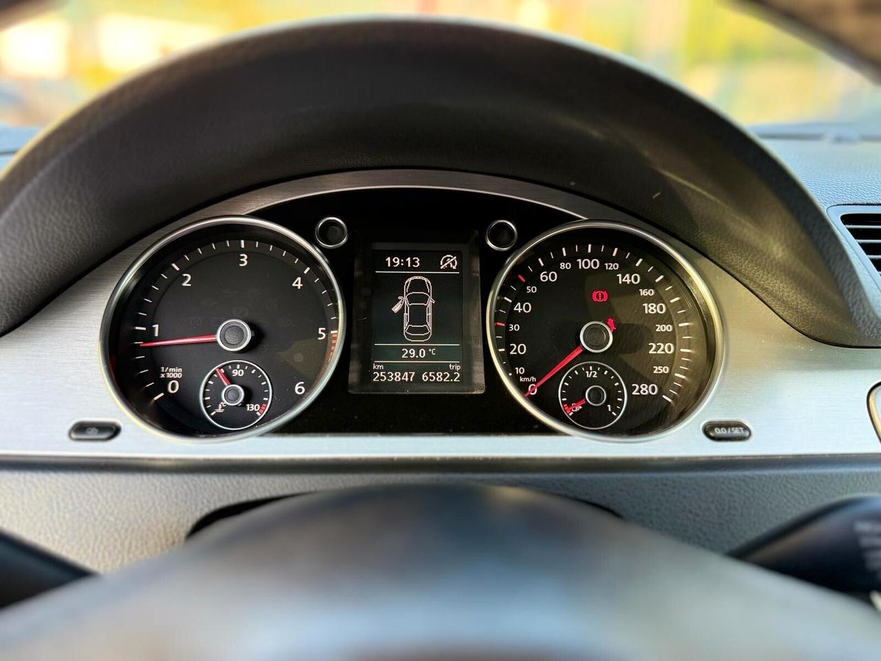 Volkswagen Passat CC 2.0 TDI 140 CV BlueMotion Tech.