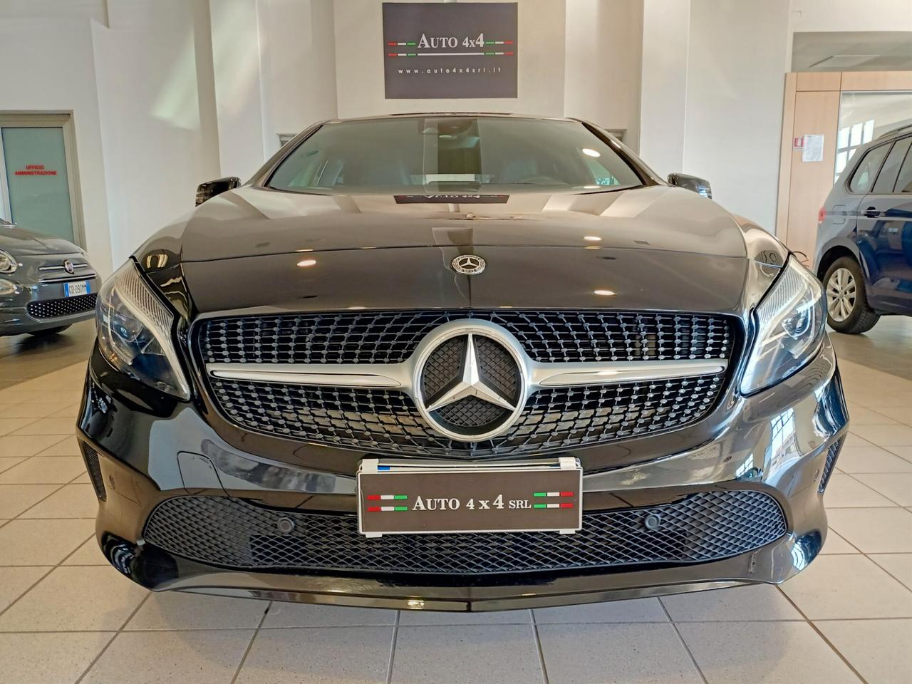 Mercedes-Benz A 180 A 180 d Sport my16