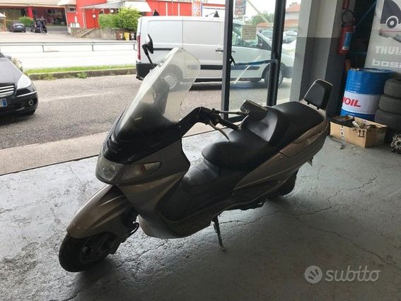 Suzuki AN Burgman 250 - 1999