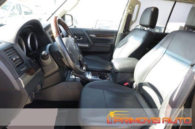 MITSUBISHI Pajero 3.2 DI-D 16V aut. 7p. Top