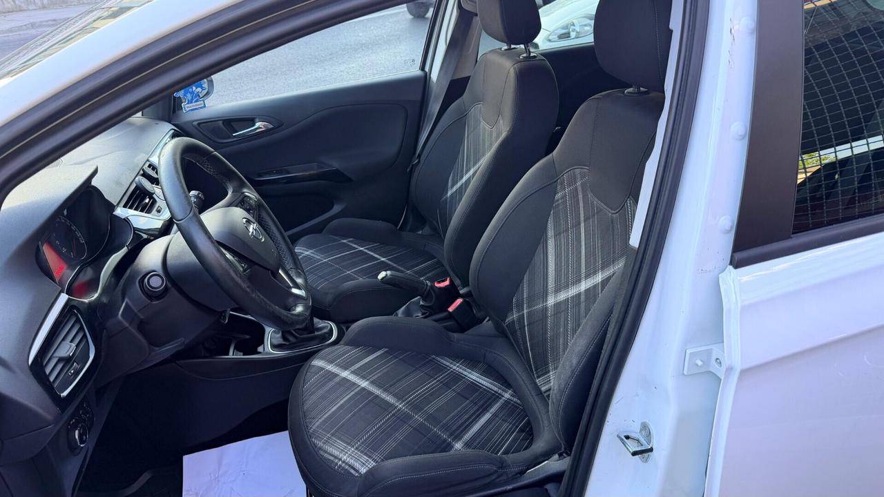 Opel Corsa 1.2 5 porte b-Color