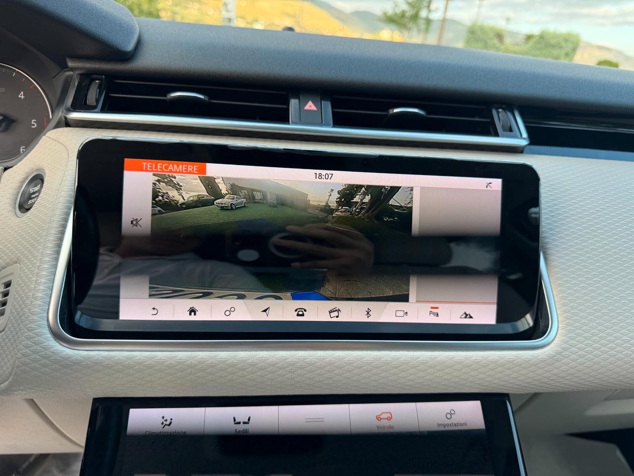 Land Rover Range Velar 3.0D V6 300 CV R-Dynamic HSE