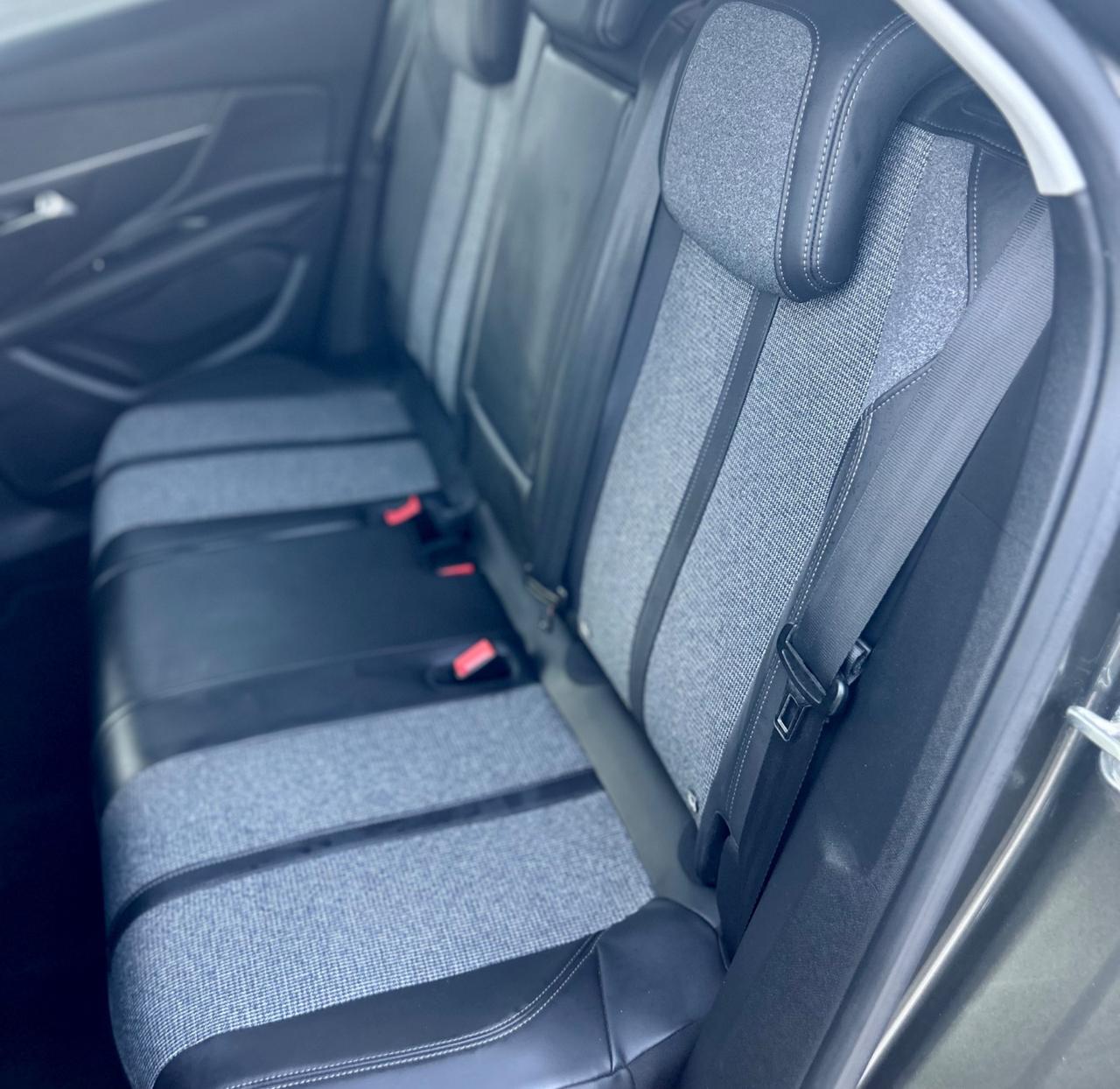 Peugeot 3008 BlueHDi S&S Allure 117.000km 2018