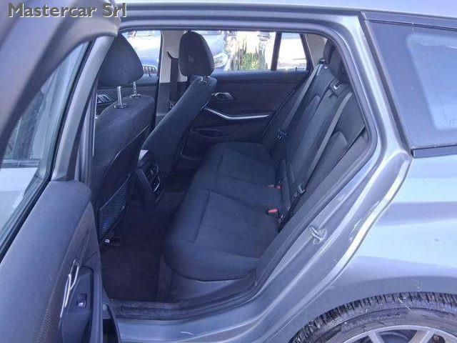 BMW 320 Serie 3 G21 2022 Touring 320d Touring mhev 48V xdr
