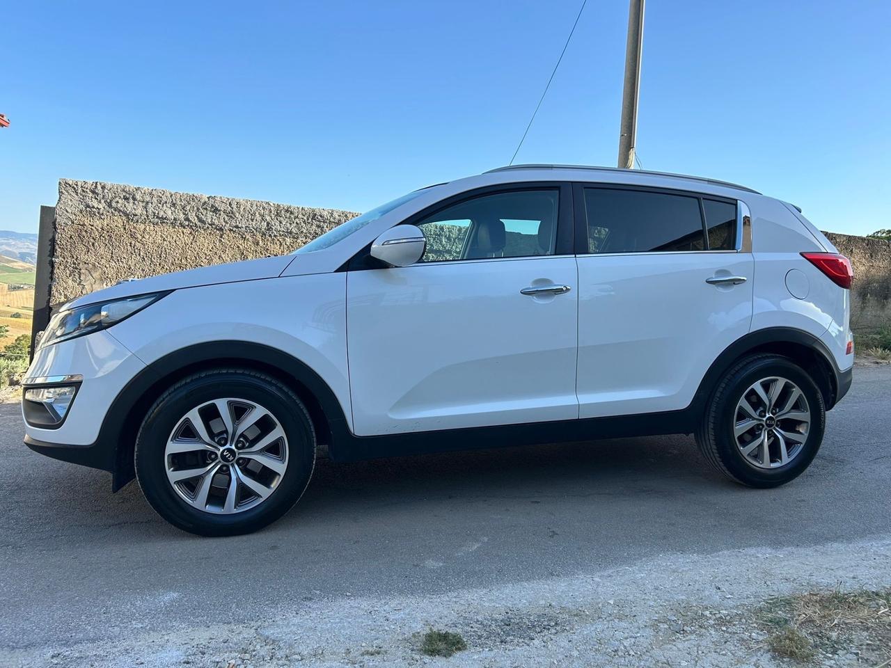 Kia Sportage 1.7 CRDI VGT 2WD high tech