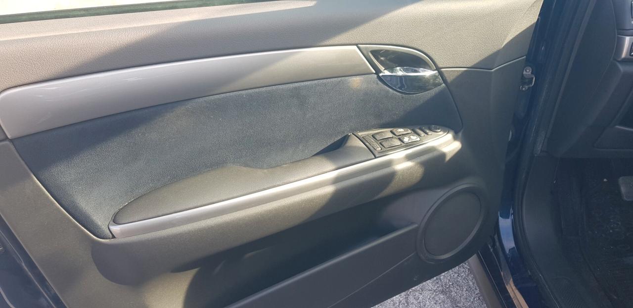 Fiat Croma 1.9 Multijet Emotion