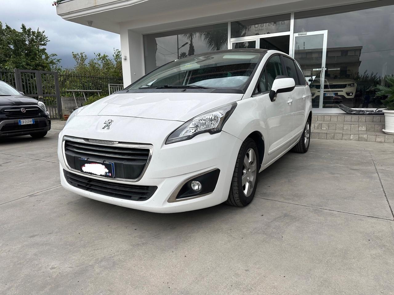Peugeot 5008 1.6 e-HDi 115CV Stop&Start ETG6 Allur