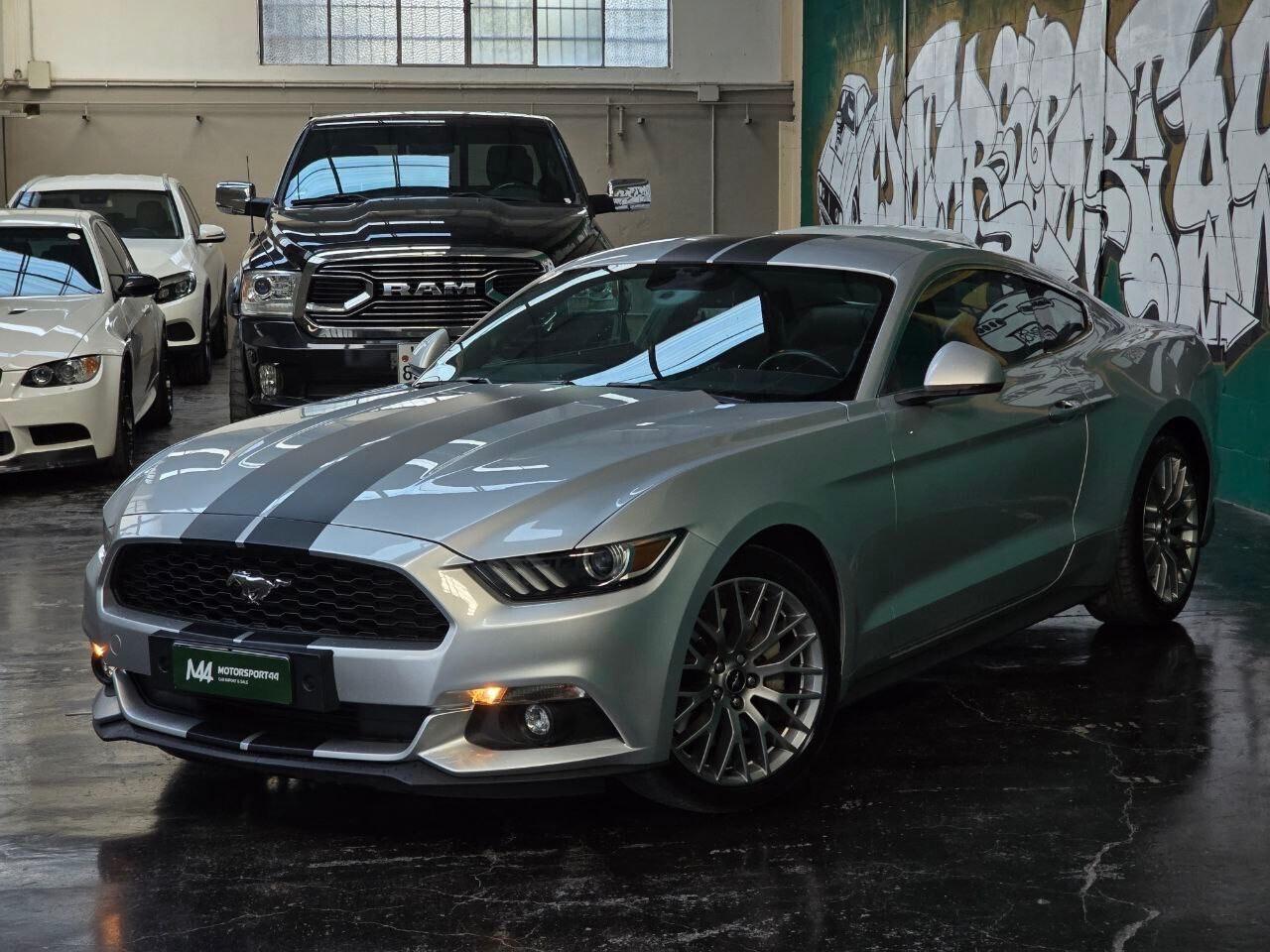 Ford Mustang 2.3 Fastback Ecoboost ITALIANA