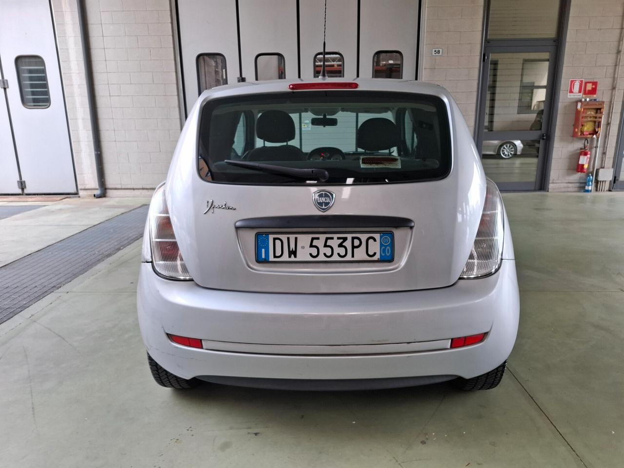 Lancia Ypsilon 1.2 Argento