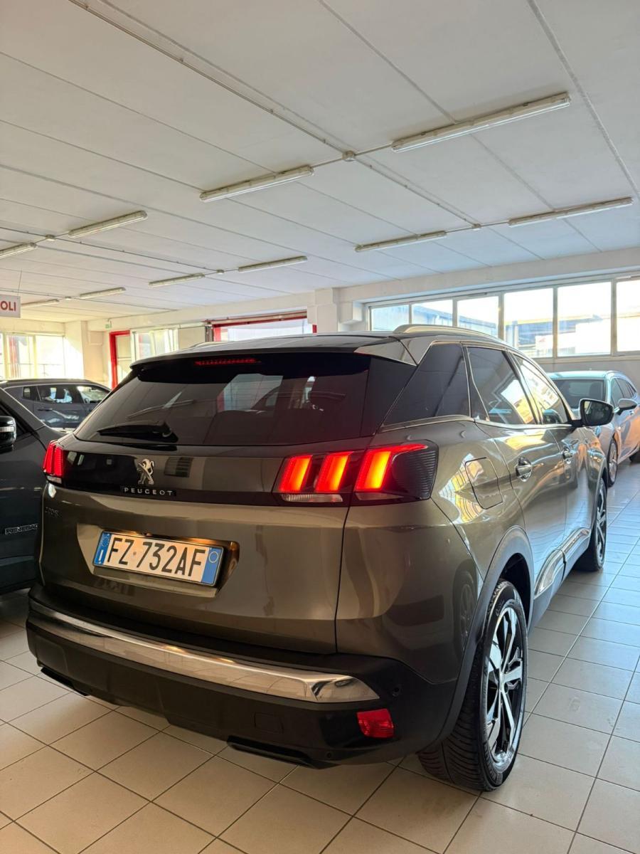 PEUGEOT - 3008 - BlueHDi 130 S&S EAT8 Allure Pack