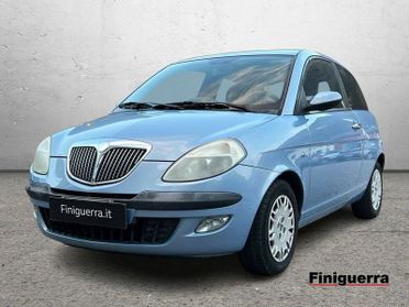 Lancia Ypsilon 1.2 16v Argento