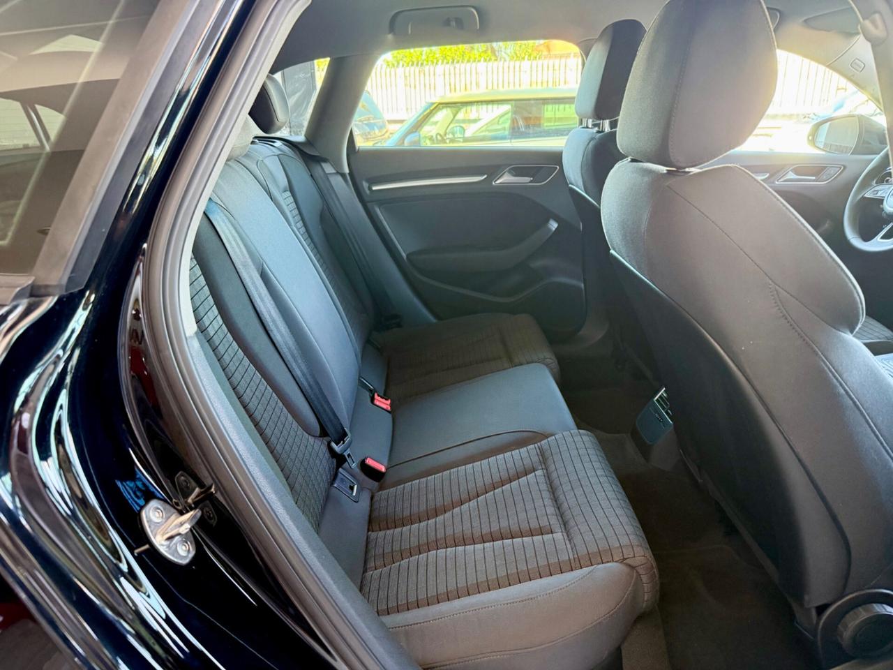 Audi A3 SPB 1.6 TDI S tronic Sport
