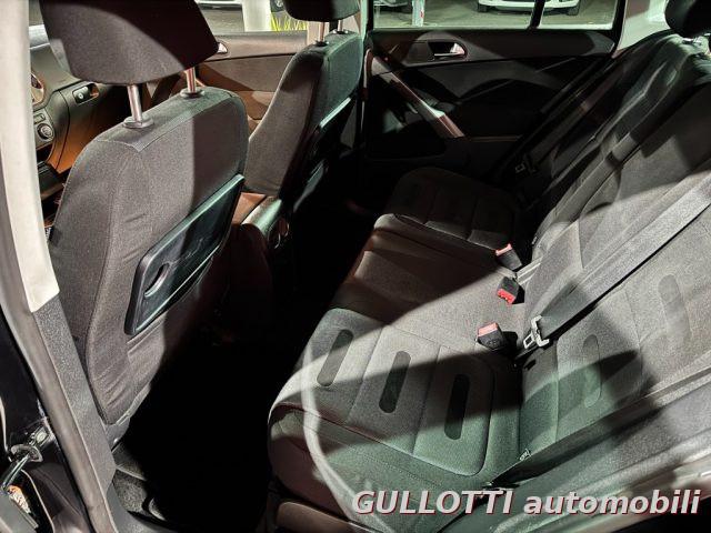 VOLKSWAGEN Tiguan 2.0 TDI 140CV tiptronic Sport 4MOTION