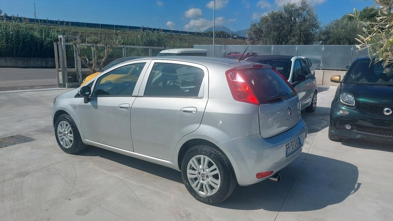 Fiat Punto 1.4 8V 2016 GPL di serie Lounge