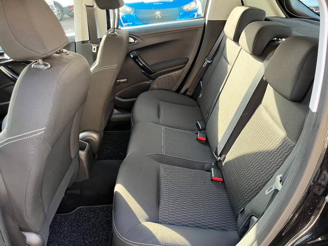 Peugeot 208 1.6 bluehdi Allure 75cv 5p