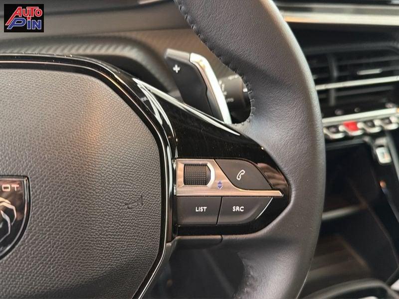 Peugeot 2008 Hybrid 145cv e-DCS6 Style auto