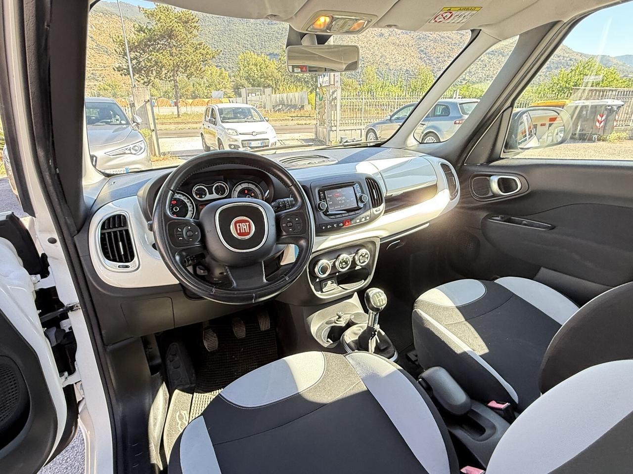 FIAT 500L 1.3 MJT LOUNGE - ADATTA NEOPATENTATI