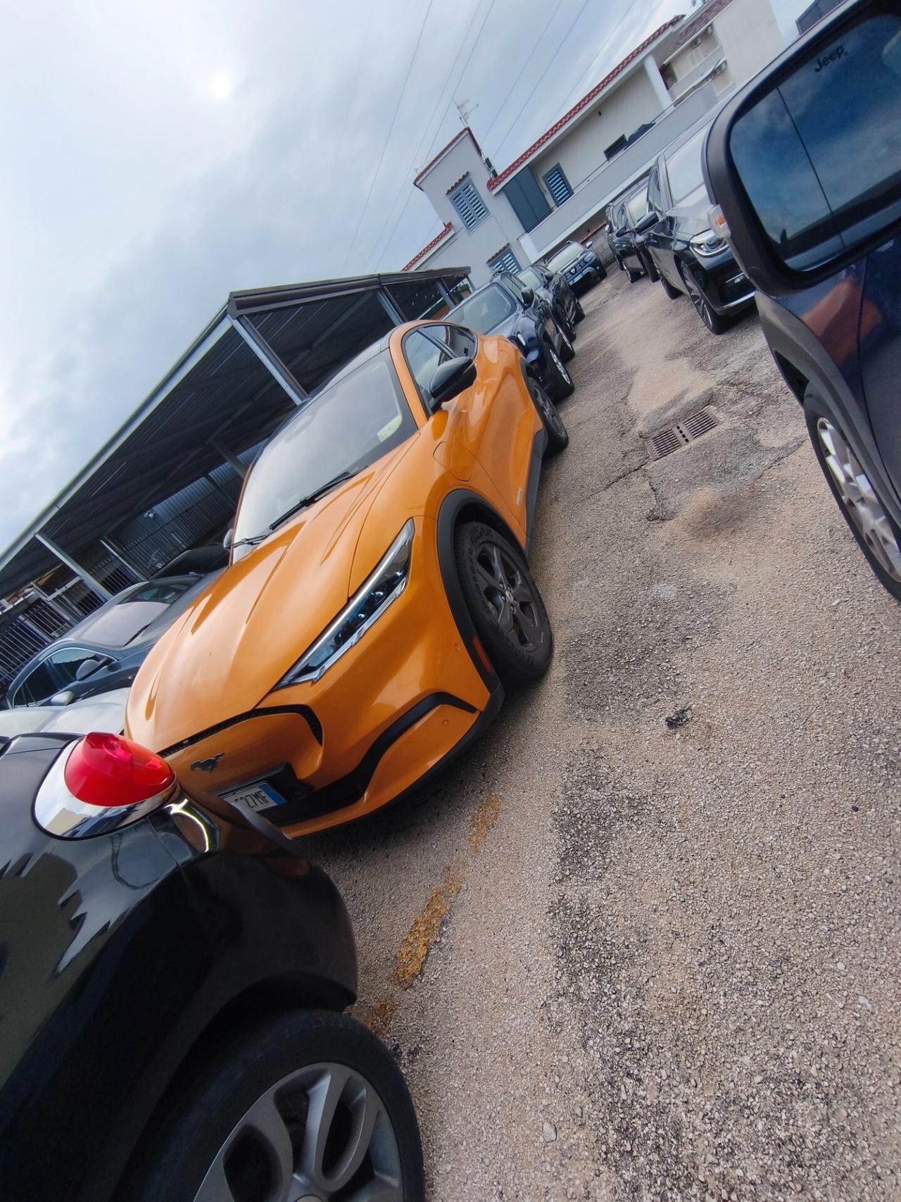 Ford Mustang Mach-E AWD Elettrico Standard 269CV Premium