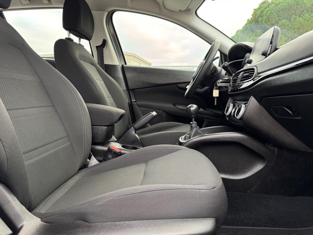 FIAT TIPO 1.6 Mjt 130Cv S.W. - Led Navi