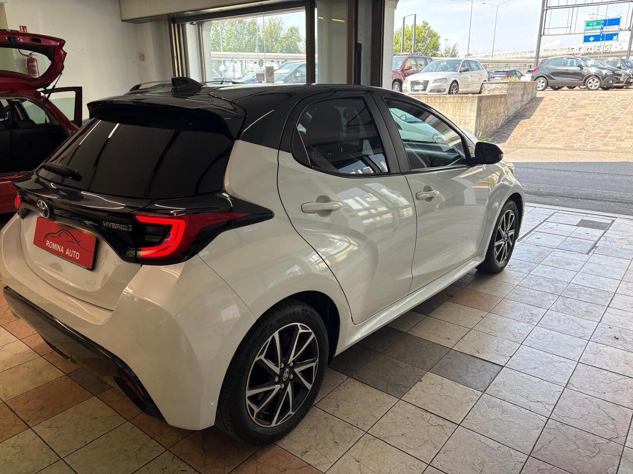Toyota Yaris 1.5 Hybrid 5 porte Style