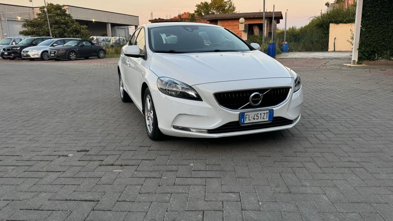 Volvo V40 D2 Kinetic