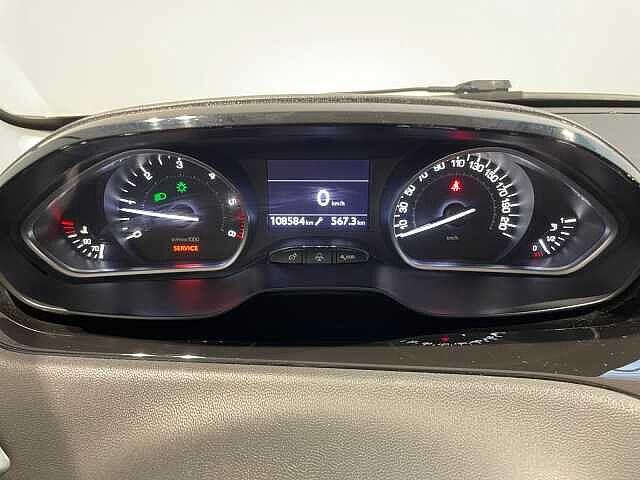 Peugeot 208 1.4HDI 68CV Allure - NEOPATENTATI